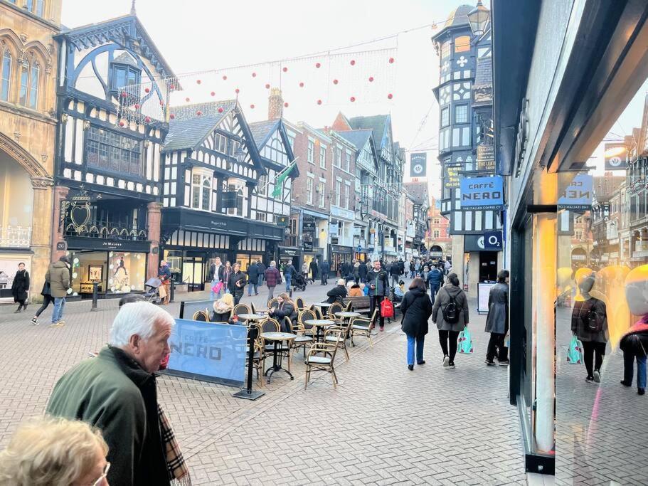 Studio On The Rows - Central City Centre Chester Eksteriør billede